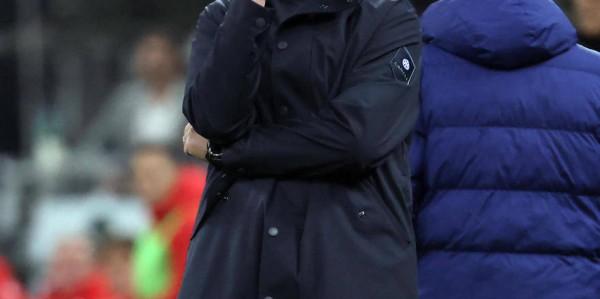 奇克复出前瞻：橡胶护具下的决心与意甲冠军的争夺