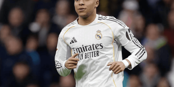 周日013 意甲：佛罗伦萨VS帕尔马 紫百合主场止颓，交锋占优客队稳守