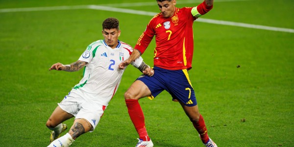 周日030法甲：洛里昂VS里昂，法甲恩怨局！洛里昂 VS 里昂生死较量