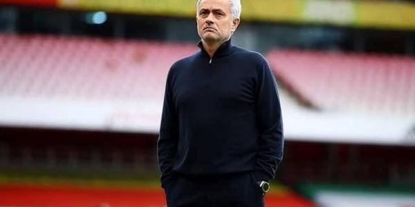 鲍尔森建议齐沃把重心放在欧冠，穆里尼奥正在寻找另一种成功