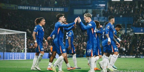 切尔西中锋解决方案：二队双塔称霸法甲，联袂打进16球！