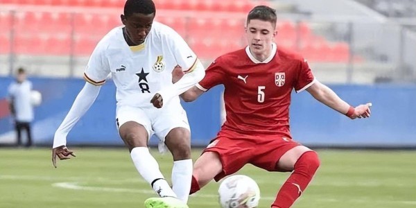 20岁后防天才闪耀法甲，攻防俱佳已成转会香饽饽，英超两大豪门疯抢