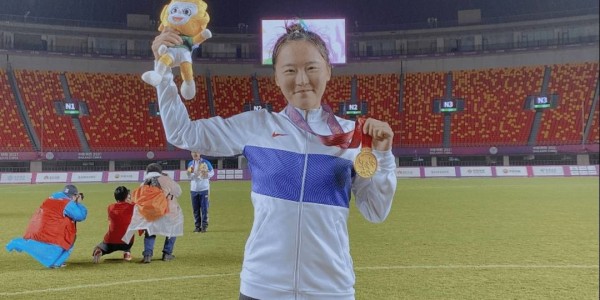 29岁二次留洋闯法甲！乌日古木拉的豪赌，赌的是世界杯最后一席