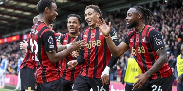 一场2-0诞生英超最大黑马，夏窗后防被挖空，如今力压利物浦、曼城排第二