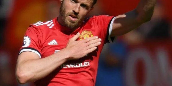 曼联豪取10场不败，稳居前四蓄势冲击前三！卡里克转正悬念基本落定