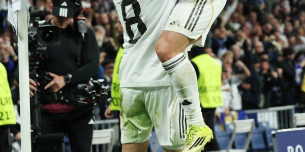 惊天决定！瓜迪奥拉欧冠关键战前突赐曼城将士一天假期，是心理战还是另有玄机？