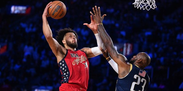 爱德华兹8分获MVP詹姆斯5+4 星辰队大胜条纹队夺冠