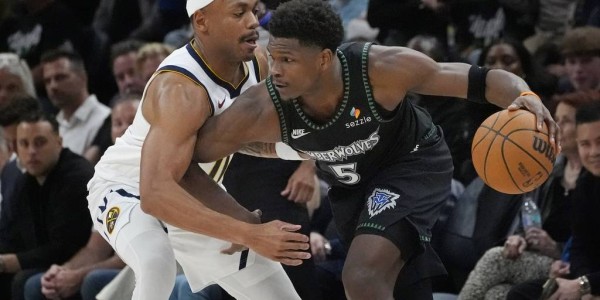 爱德华兹左膝过度伸展 目前状态为每周观察