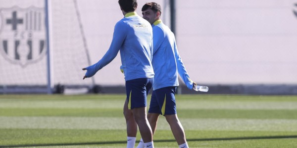 布拉格斯拉维亚在迎战巴萨之前冷冻且没有比赛状态