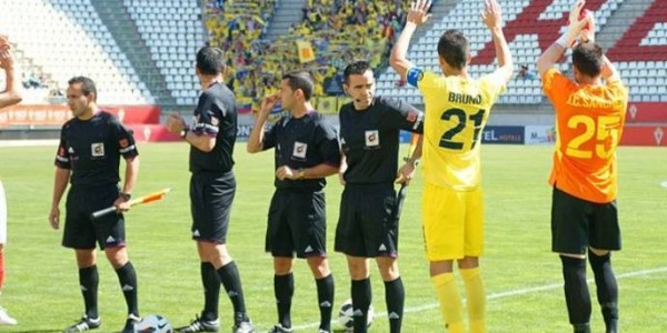 西甲联赛前瞻：比利亚雷亚尔VS皇家奥维多 | 8月16日