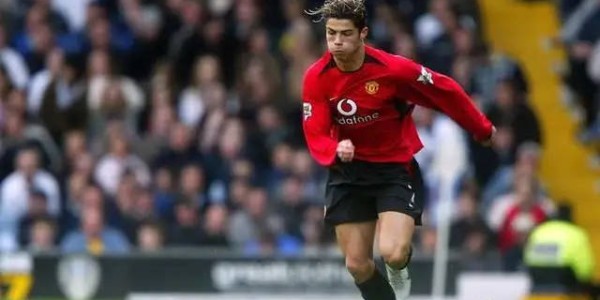 曼联，虽踢得憋屈却仍拥有众多中国球迷