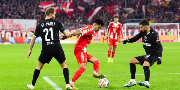 还有悬念吗？德甲积分榜：多特补时两球险胜，剩6轮距拜仁9分