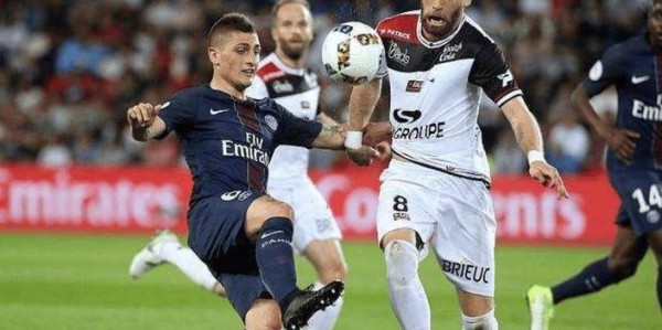 法甲保级与欧战的生死博弈：洛里昂人工草皮魔咒VS里昂残阵突围