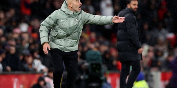 吉滕斯5600万水货暴露，5场比赛0进球0助攻，难敌强队挑战