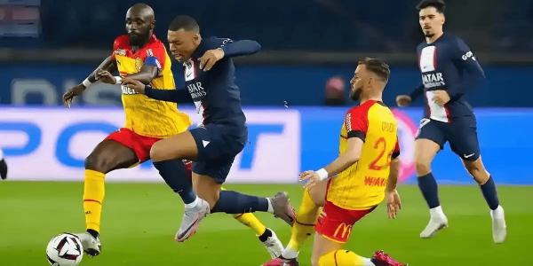 法甲保级生死战：南特主场死磕尼斯