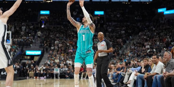 文班亚马复出32+12+8布里奇斯22分 马刺击败黄蜂