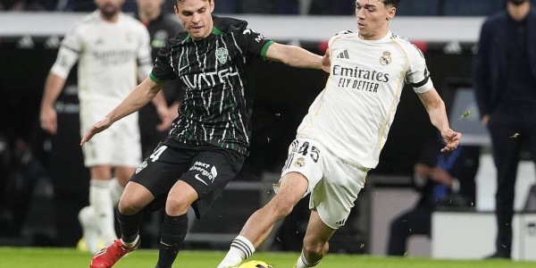 西甲-吕迪格巴尔韦德破门居莱尔逆天吊射 皇马4-1埃尔切