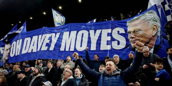 曼联重磅转会良机当前，为何专家却建议“急流勇退”？