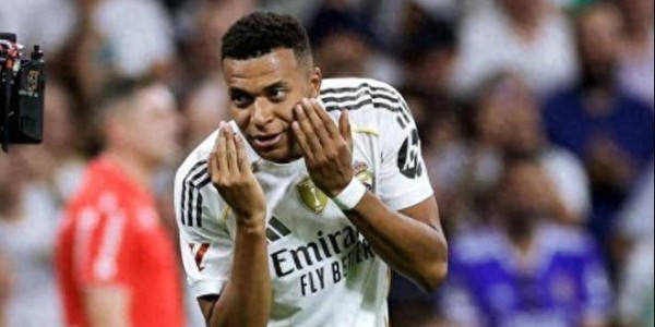 维尼修斯双响、姆巴佩破门，皇马3-1力克比利亚雷亚尔登顶西甲