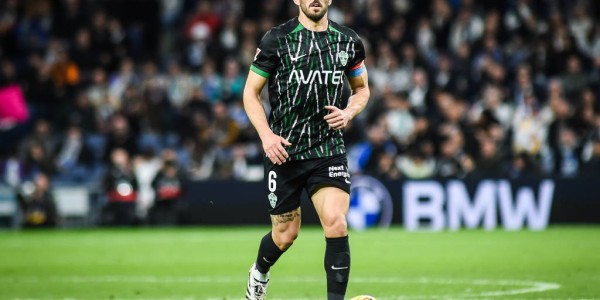 埃尔切昙花一现，重回降级深渊：西甲保级战风云再起