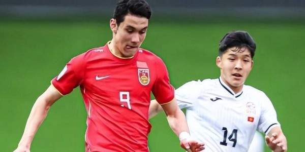 邵佳一国足新锋霸近日传闻签约西甲球队？真相揭晓，杨铭锐实力备受期待