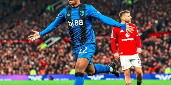 莱比锡标价新星1亿！曼联弃购，转追英超新星，曾2次攻破红魔大门