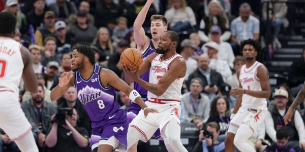 杜兰特空砍32+9马尔卡宁29分 爵士背靠背复仇火箭