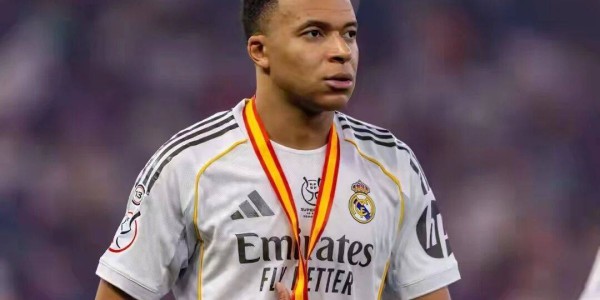 10年生涯9位主帅！姆巴佩历任主教练：安帅、阿隆索、图赫尔在列