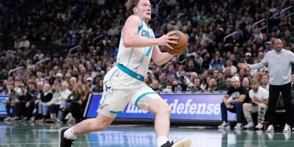 史诗级菜鸟！克尼佩尔273记3分 新秀赛季夺三分王