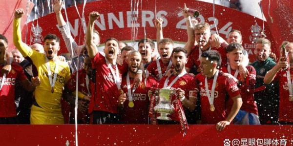 英格兰球队冠军数更新，利物浦47冠居首，曼联44冠排第2，第3令人意外