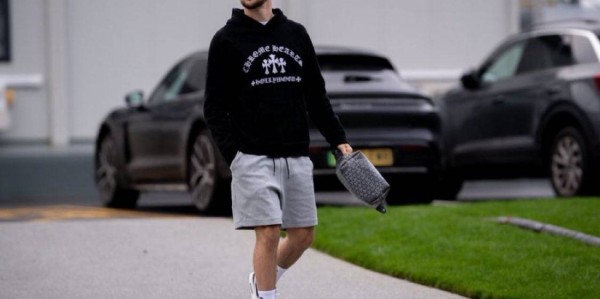 芒特带伤恢复训练，复出挽救未来！卡里克证实曼联小梅西无法首秀