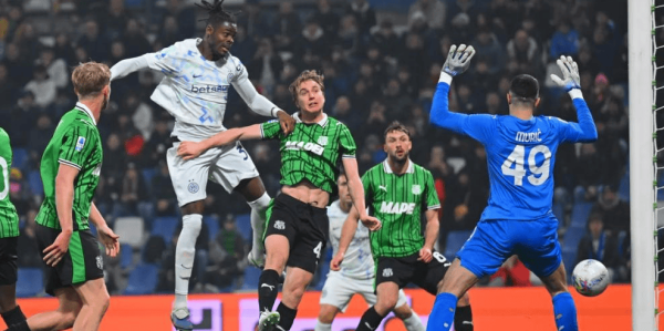 2200万铁卫锁定留队！国米五场狂轰17球，意甲冠军稳了？