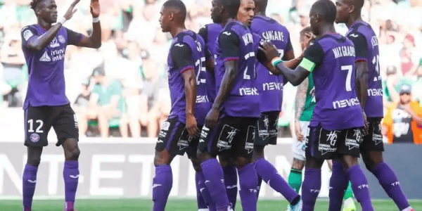 法甲焦点战：巴黎圣曼主场剑指三分，图卢兹难逃败局