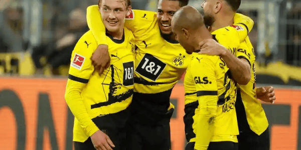 周六014德甲焦点战：多特蒙德VS奥格斯堡 大黄蜂主场冲冠VS客队保中游，胜负无悬念？