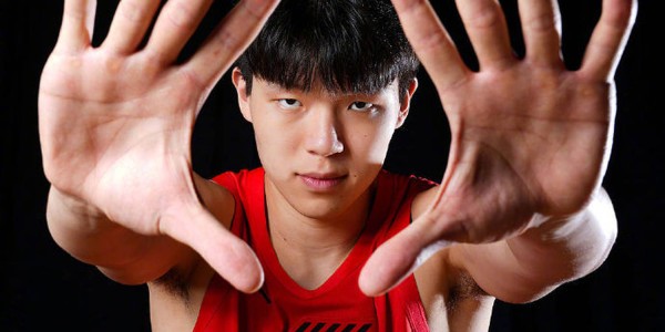 2分侠！杨翰森连3场比赛2分收工 赛季34战13场2分