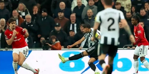 遗憾！曼联后防大腿再伤推迟复出，英超“争三之战”红魔防线告急