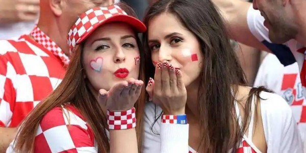 登贝莱这个金球奖并不水，至少比2010年梅西那个金球奖公正多了