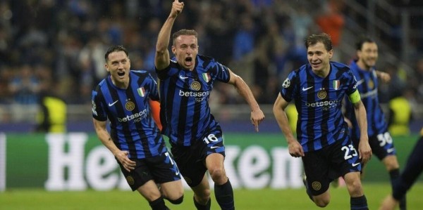 纽卡斯尔联队重磅：报价国米中场悍将，曾在欧冠绝杀巴萨！