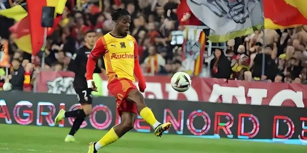 退出法国籍！高洪波和邵佳一去欧洲成功运作法甲MVP归化入籍，值得期待