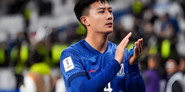 喜讯！荷甲外援中卫4月1日正式转会加盟申花，朱辰杰为此留洋去德甲多特