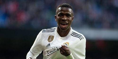 足球圈的戏剧人生：拒绝皇马天赋留在巴黎，错失巅峰现在只能拼搏维尼修斯的光环