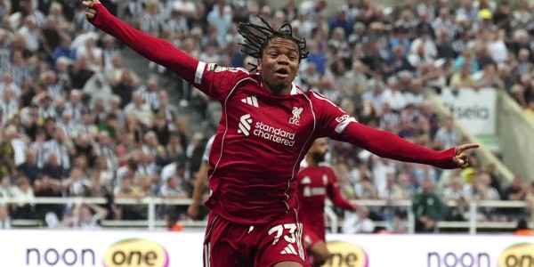 16破门创史17生日续约？ 利物浦找到萨拉赫完美继承人