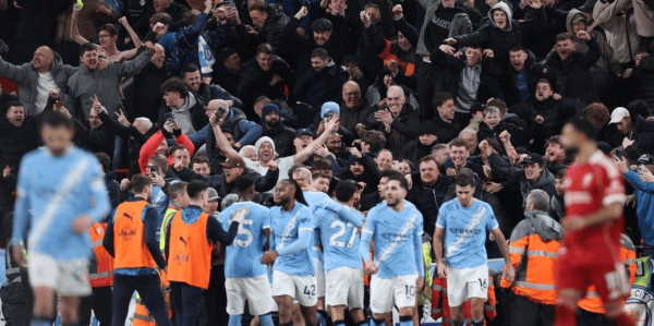 1-2！0-1！足坛疯狂一夜，利物浦倒下，马竞爆冷，巴黎制造惨案