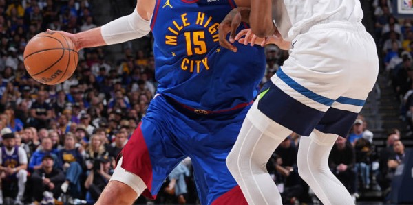 克瓦拉茨赫利亚双响，巴黎3-0完胜南特稳居法甲榜首