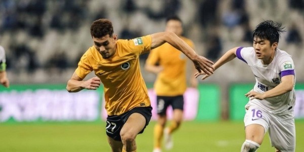 中国22岁女足锋霸邵子钦正式加盟葡超豪门本菲卡，开启欧冠征程