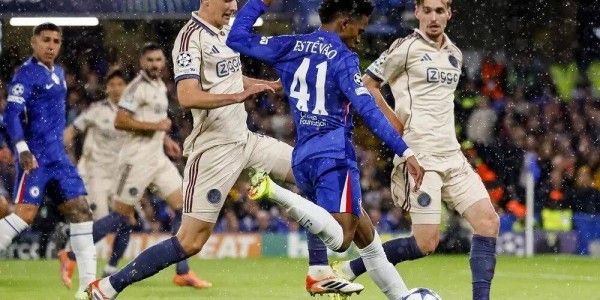 切尔西赚大了！18岁超新星双线破门转会费仅花4500万