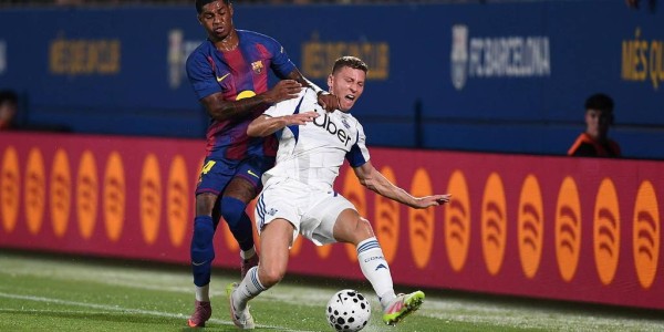 巴萨主场悬念：诺坎普改造中的回归挑战