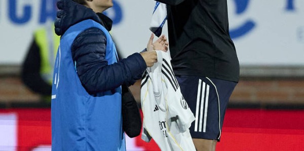 一步臭棋？姆巴佩加盟皇马一年半经历3位主教练，重要荣誉0斩获