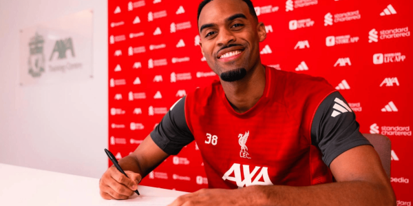 利物浦官宣续约荷兰中场赫拉芬贝赫 新合同将至2032年