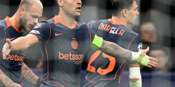 炸场！5亿中场对决+4连胜苦主，切尔西客场能活着拿分？这次势必要烧穿圣詹姆斯公园！